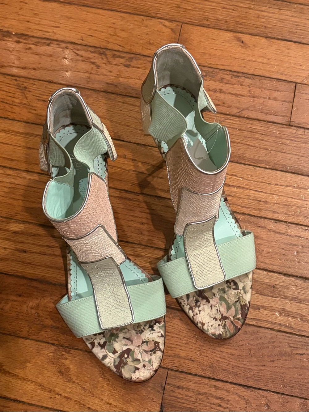 Jean Michel Cazabat OCTAVIA High Heel Sandals Shoes T-Strap size 40 US 9 NWOB